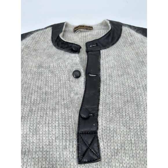 Carroll and Co Sweater Super Alpaca 1/4 Bottom Italian Gray leather collar - Picture 4 of 8